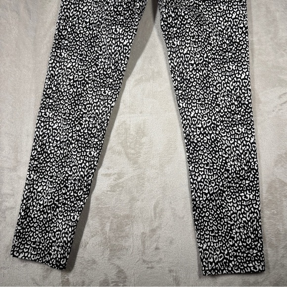 NWT The Kooples Leopard Cheetah Print Button Fly Black White Denim Jeans Size 28 - Picture 13 of 16
